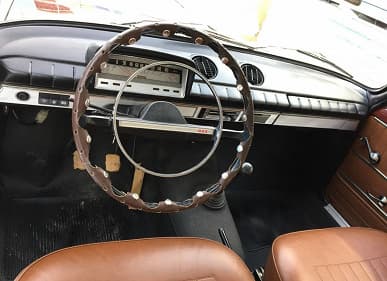 «Капсула времени» или хлам? В РФ продают 50-летный ВАЗ-2102 по цене новенького Chery Tiggo 8 Pro Max