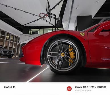 Возможности камеры Xiaomi 13 показали при съёмке суперкаров