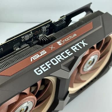 Это самая толстая видеокарта на рынке? Появились фото Asus GeForce RTX 4080 Noctua OC Edition