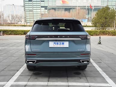 261 л.с., 8-ступенчатый «автомат», полный привод, 5 или 7 мест и качественно новый уровень комфорта. В Китае открылся предзаказ на флагманский кроссовер Chery Tiggo 9