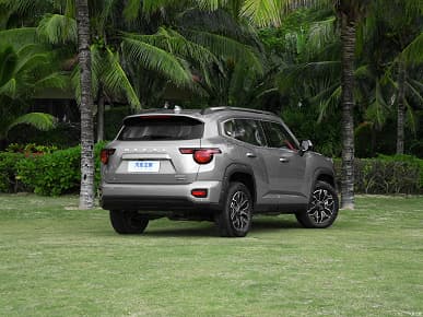 326 л.с., полный привод, расход 1,85 л на 100 км, улучшенное оснащение и увеличенные габариты. В Китае стартовали продажи Haval Dargo второго поколения