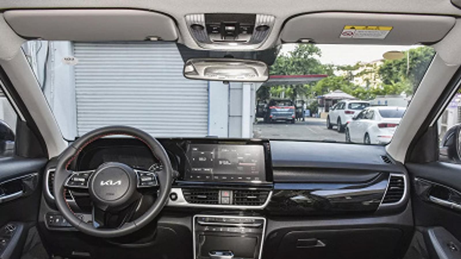 Автодилер «Авилон» привез в Россию 100 кроссоверов Kia КХ3 (Seltos). Сколько за них просят?