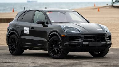 Из грязи в князи. Porsche показала Cayenne 2024, компания обещает самое крупное обновление за всю историю внедорожника