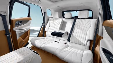 Эффектно и с намеком на премиум: опубликованы фото интерьера флагманского кроссовера Chery Tiggo 9