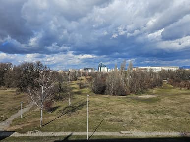 Сравнение камер Samsung Galaxy S23 Ultra против Galaxy S22 Ultra показывает, что новинка лучше, но разницу порой нужно искать