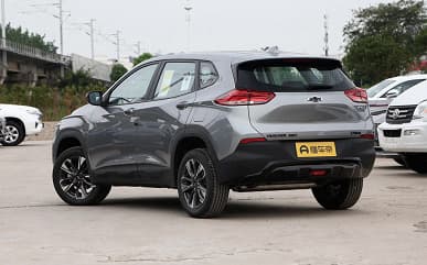 Кроссоверы Chevrolet Tracker сильно подешевели в России. Цена снизилась более чем на 600 тыс. рублей