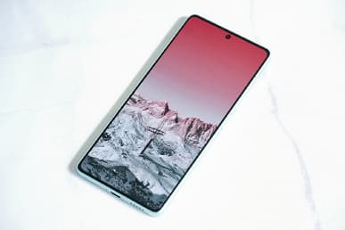 Redmi Note 12 Turbo и Redmi Note 12 Turbo Harry Potter Edition показали вживую после анонса