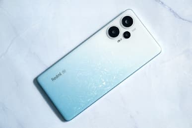 Redmi Note 12 Turbo и Redmi Note 12 Turbo Harry Potter Edition показали вживую после анонса