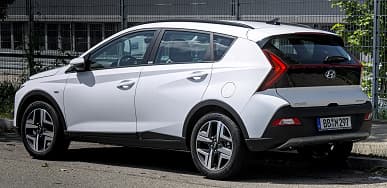 Вместо Hyundai Creta крупные дилеры предложили россиянам Hyundai Bayon, который ввозят из Южной Кореи. Сколько просят за кроссовер?