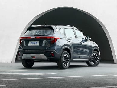 В Китае стартовали продажи нового Kia Seltos. Цена – от 13,3 тыс. долларов