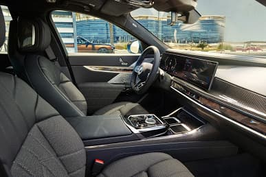 Представлена самая мощная «семерка» BMW – 660-сильная BMW i7 M70 xDrive