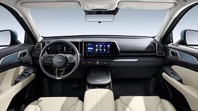 280 л.с., полный привод и три экрана в салоне. Представлены совершенно новые кроссоверы Haval Xiaolong Max и Xiaolong