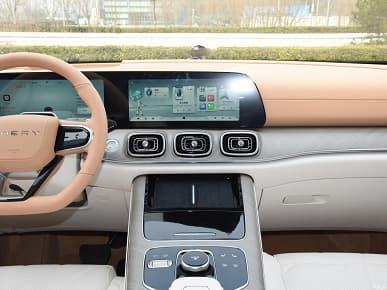 Chery сделала предложение, от которого невозможно отказаться. Роскошный флагманский кроссовер Tiggo 9 можно купить в Китае всего за 18 650 долларов