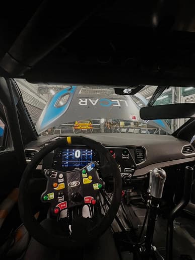 Так выглядит самая крутая Lada Vesta NG – c развитым обвесом и 268-сильным мотором