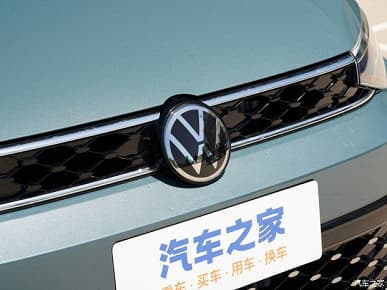 Вместо седана Volkswagen Polo. В Китае представлен Volkswagen Lavida XR со 110-сильным атмосферным мотором и 6-ступенчатым «автоматом»
