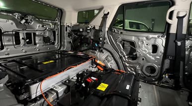 «Надо сотворить молитву и надеяться, что это будет отлично работать». «Клубный сервис» разобрал новейший Tank 400 и нашел немало интересного