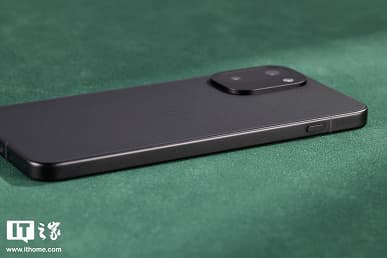 Первый в мире смартфон на Snapdragon 8 Gen 5, а также экран 165 Гц, аккумулятор ёмкостью более 8000 мАч, 100 Вт, защита IP68. OnePlus Ace 6T уже можно заказать в Китае