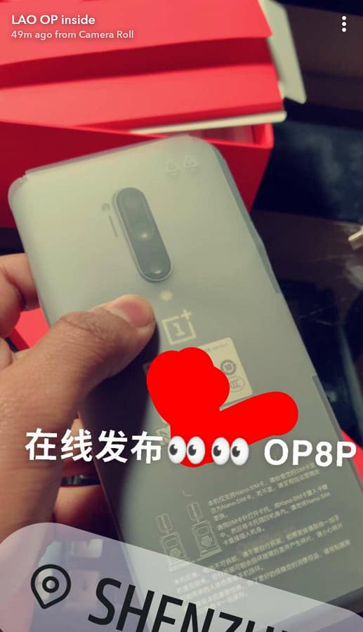 Флагман OnePlus 8 Pro впервые позирует в руках пользователя Флагман OnePlus 8 Pro впервые позирует в руках пользователя