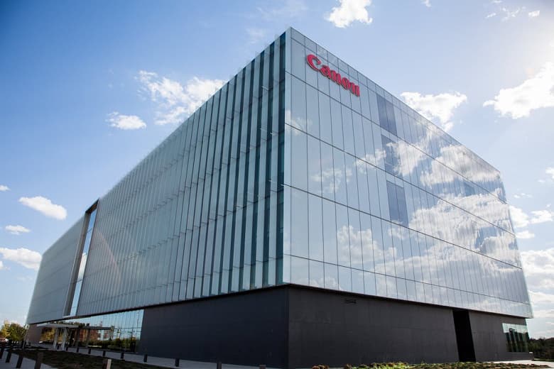 Чистая прибыль Canon в 2019 году уменьшилась по сравнению с 2018 годом более чем вдвое Чистая прибыль Canon в 2019 году уменьшилась по сравнению с 2018 годом более чем вдвое