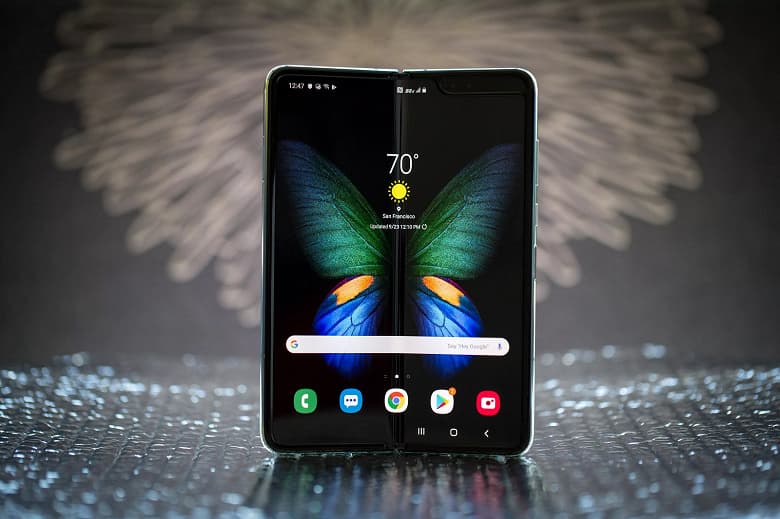 Так может выглядеть реальный Samsung Galaxy Fold 2 без жуткого выреза