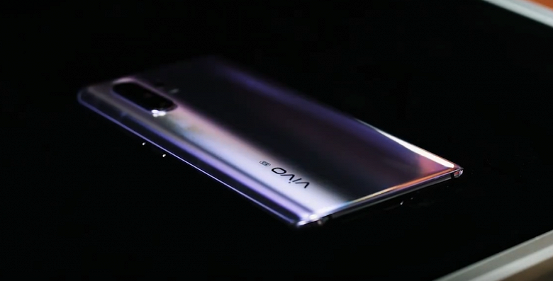 Удивительные фотовозможности. Vivo X30 впервые показали вживую