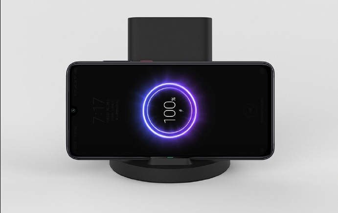 Недорогая вертикальная беспроводная зарядка Xiaomi для смартфонов разлетается как горячие пирожки Недорогая вертикальная беспроводная зарядка Xiaomi для смартфонов разлетается как горячие пирожки