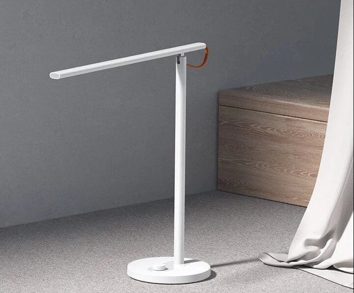 Представлена умная настольна лампа Xiaomi Mi Smart LED Desk Lamp 1S Представлена умная настольна лампа Xiaomi Mi Smart LED Desk Lamp 1S