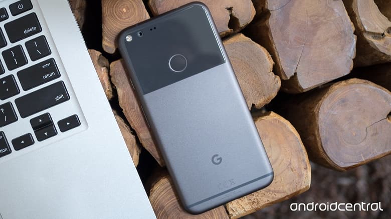Поддержка Google Pixel и Pixel XL прекращается в декабре