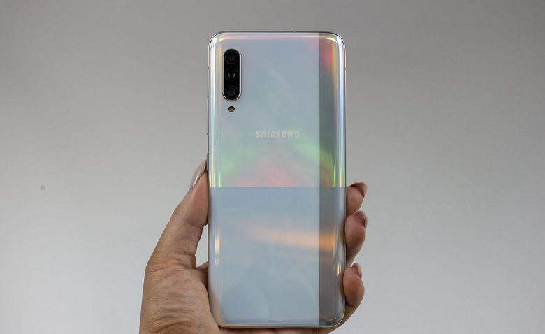 Samsung готовит доступный смартфон с 5G Samsung готовит доступный смартфон с 5G