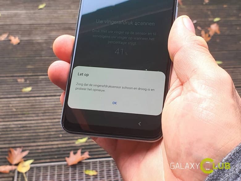 Samsung последним обновлением сломала сканер отпечатков пальцев в своём бестселлере Samsung последним обновлением сломала сканер отпечатков пальцев в своём бестселлере