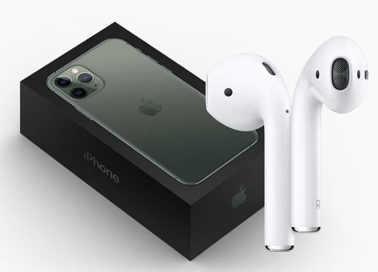Apple начнет раздавать наушники AirPods бесплатно