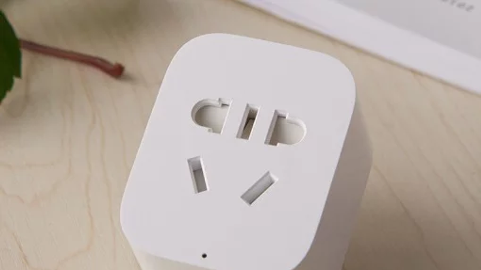 Xiaomi выпустила умную розетку нового поколения