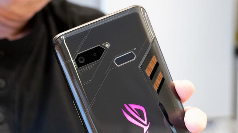 Доступный Asus ROG Phone 2 Strix и премиальный Asus ROG Phone 2 Ultimate выходят в Европе
