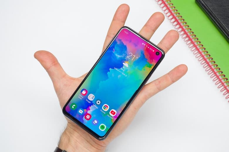 Samsung Galaxy S10 Lite рассекречен Samsung Galaxy S10 Lite рассекречен