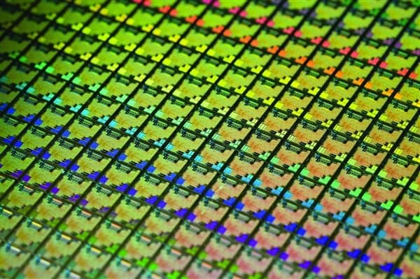 TSMC начнет выпускать 3-нанометровые процессоры на год раньше обещанного срока