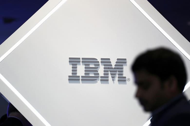 IBM разделяется