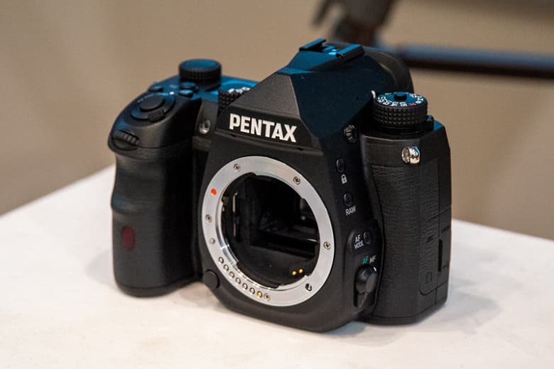 Назван примерный срок выхода флагманской зеркальной камеры Pentax K формата APS-C