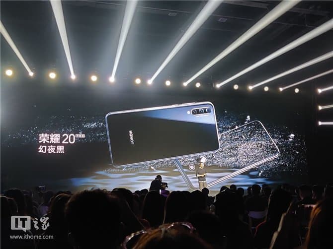 48 Мп, 4000 мА·ч и экран AMOLED со встроенным сканером отпечатков за $198. Представлен Honor 20 Youth Edition
