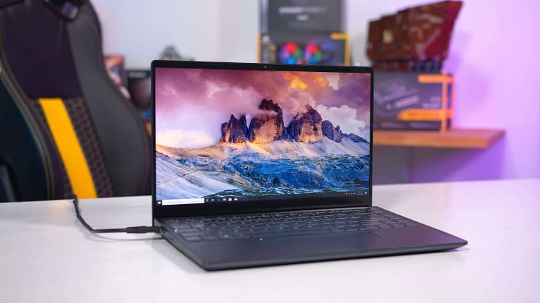 У Intel получилось. Первые тесты процессора Core i7-10710U показывают, на что способна новинка У Intel получилось. Первые тесты процессора Core i7-10710U показывают, на что способна новинка