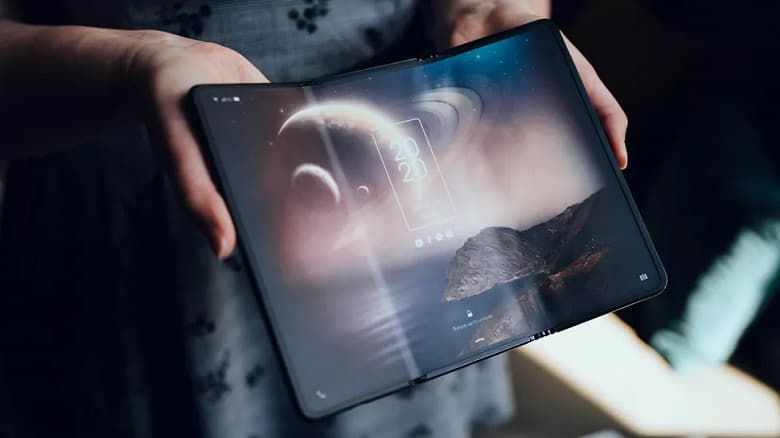 Лучше Samsung Galaxy Fold и Huawei Mate X: представлен уникальный смартфон