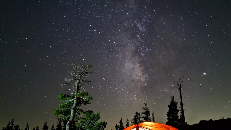 Без одобрения Google. Режимы астрофотографии  и Super Res Zoom портировали на Google Pixel и Pixel 2