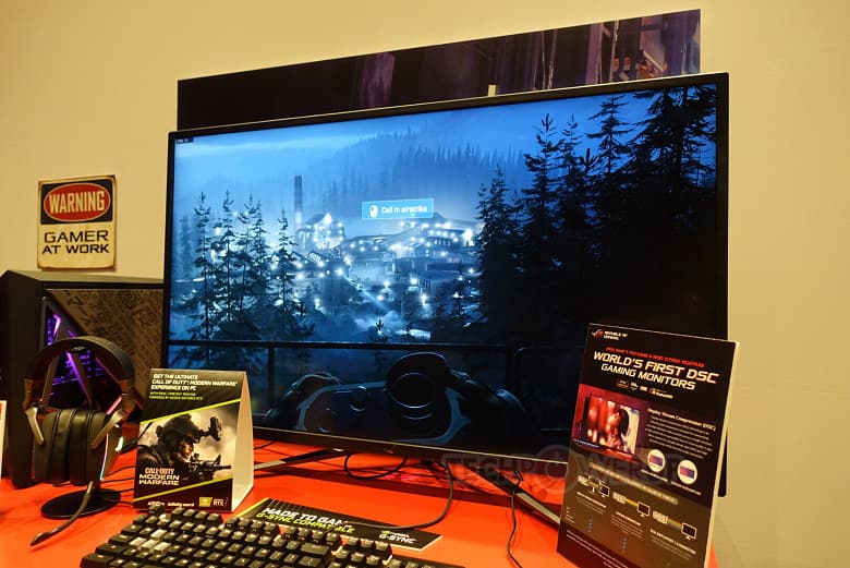 Основой монитора Asus ROG Swift PG43UQ служит 43-дюймовая плоская панель типа VA