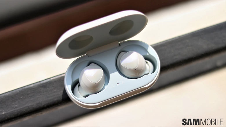 Samsung отучила недешёвые Galaxy Buds издавать странные звуки Samsung отучила недешёвые Galaxy Buds издавать странные звуки