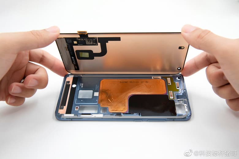 Представлять Xiaomi Mi 10 в Барселоне будут только на 100% здоровые сотрудники Xiaomi Представлять Xiaomi Mi 10 в Барселоне будут только на 100% здоровые сотрудники Xiaomi