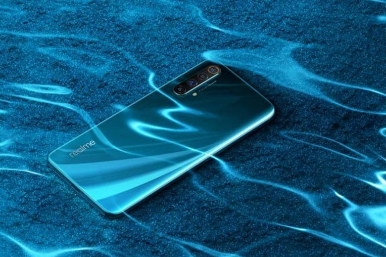 Абсолютный рекорд Xiaomi Mi 10 в AnTuTu планирует побить Realme