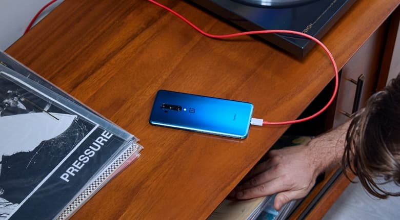 Обеспеченные индусы выбирают не Samsung, и не Apple. Они покупают OnePlus