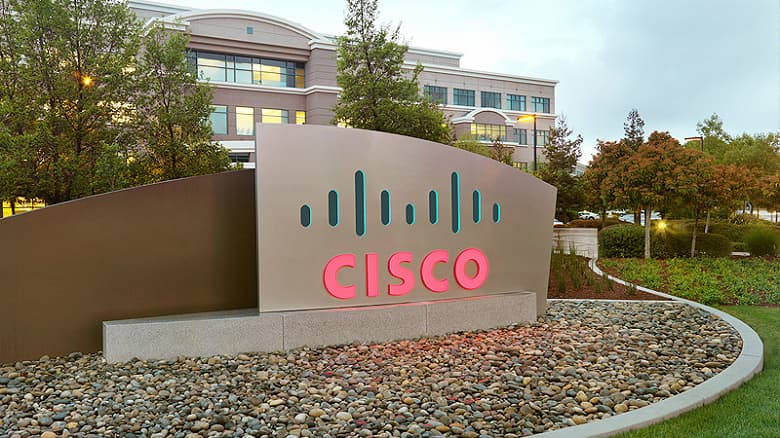 Суд в США обязал Cisco выплатить 1,9 млрд долларов за нарушение патентов
