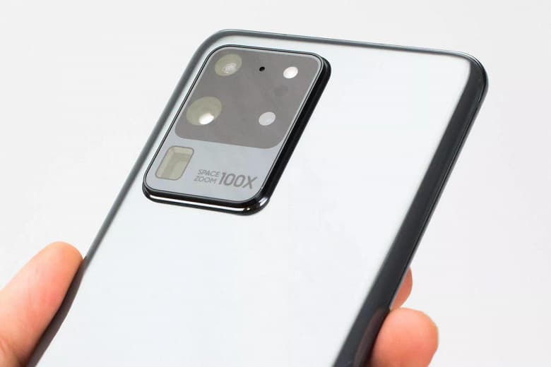 Невероятно дорогой Samsung Galaxy S20 Ultra снимает видео Super Slow-mo хуже, чем Galaxy S20 Невероятно дорогой Samsung Galaxy S20 Ultra снимает видео Super Slow-mo хуже, чем Galaxy S20