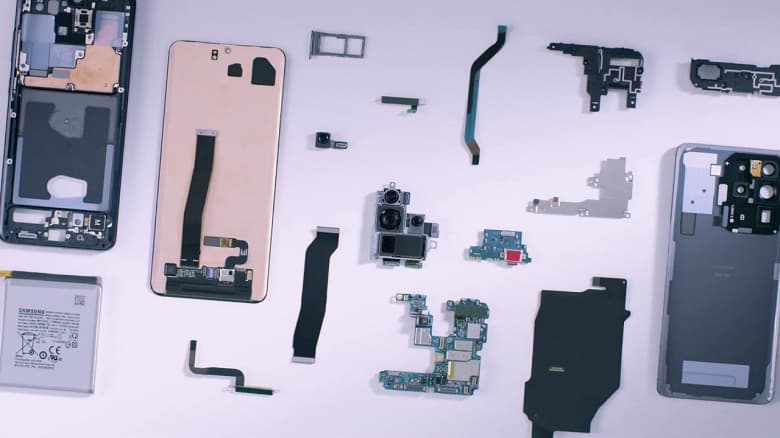 Samsung показала внутренний мир премиального Galaxy S20 Ultra за 100 тысяч рублей