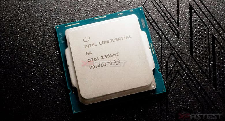 Перед вами 10-ядерный 65-ваттный Core i9-10900 в исполнении LGA 1200 Перед вами 10-ядерный 65-ваттный Core i9-10900 в исполнении LGA 1200